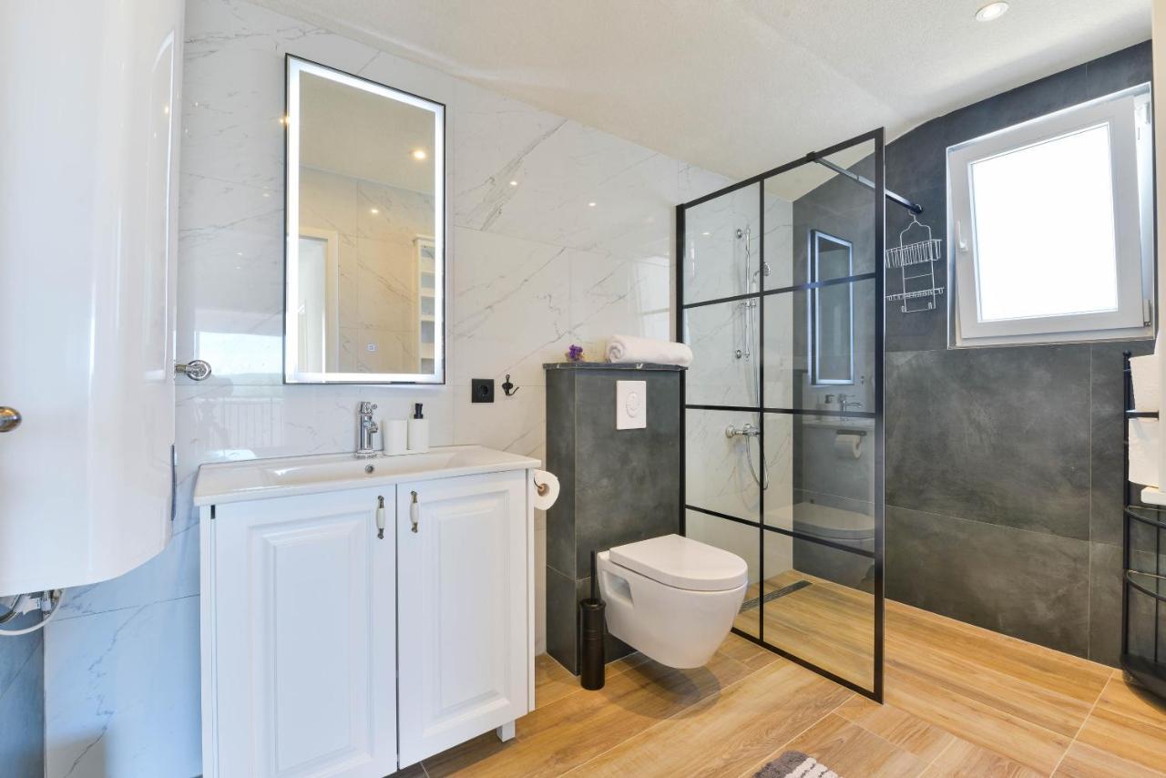 Modern Rustic Villa Kate Benkovac Exteriér fotografie