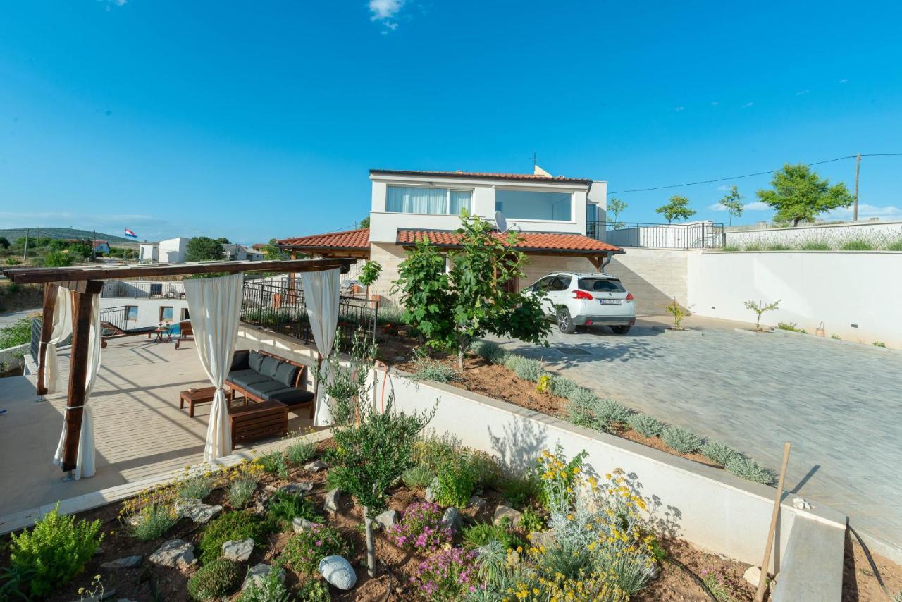Modern Rustic Villa Kate Benkovac Exteriér fotografie