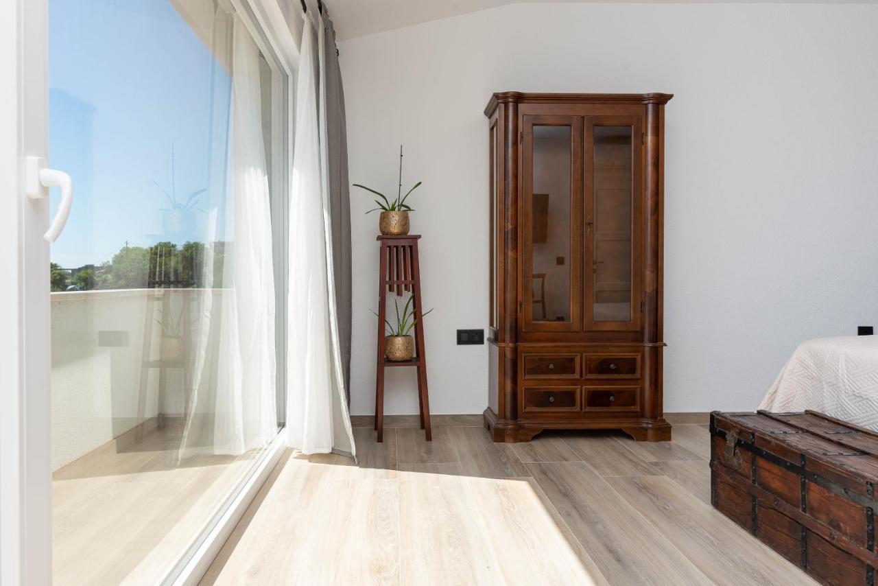 Modern Rustic Villa Kate Benkovac Exteriér fotografie