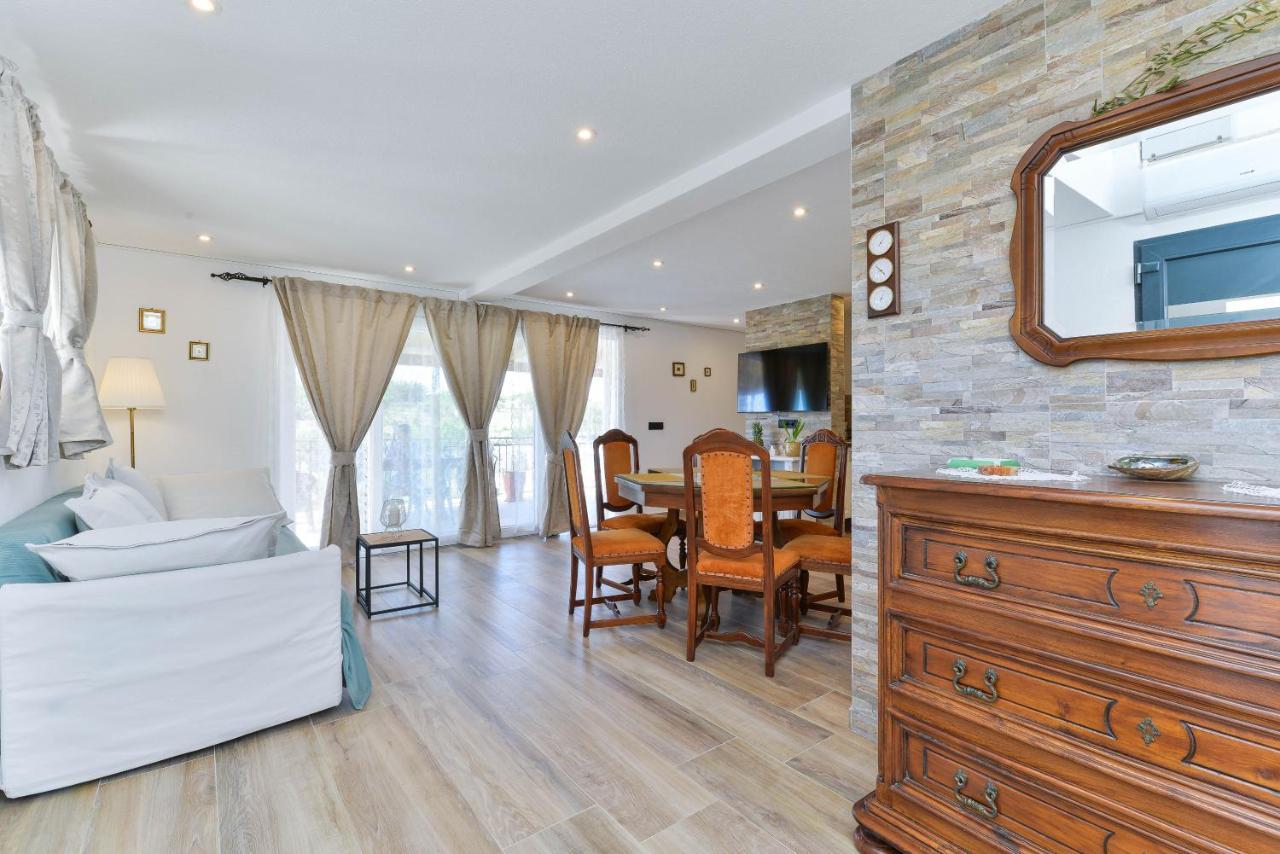 Modern Rustic Villa Kate Benkovac Exteriér fotografie